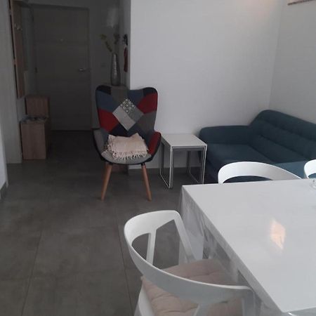 Marta Apartment Ровин Екстериор снимка